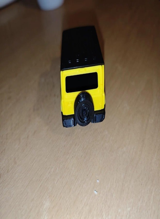 Beoals Die-Cast Off-Road SUV Model Car, Yellow and Black, 1:32 Scale - Image 5